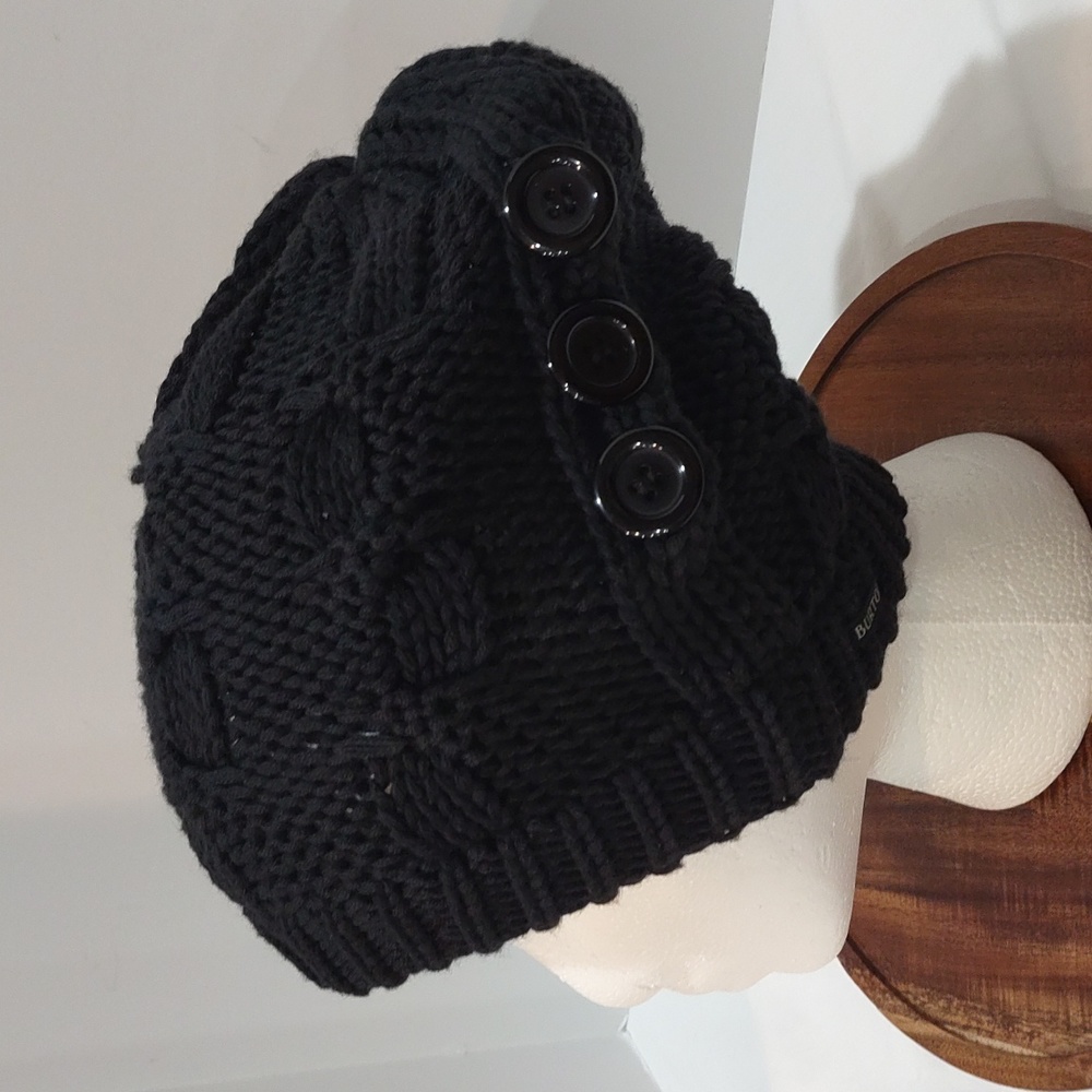 Burton Women's Black Cable Knit Beanie With Buttons Winter Ski